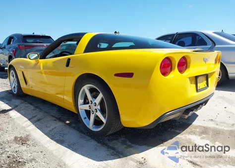 2005 Chevrolet Corvette z USA, uszkodzony, nr VIN 1G1YY24U155110370